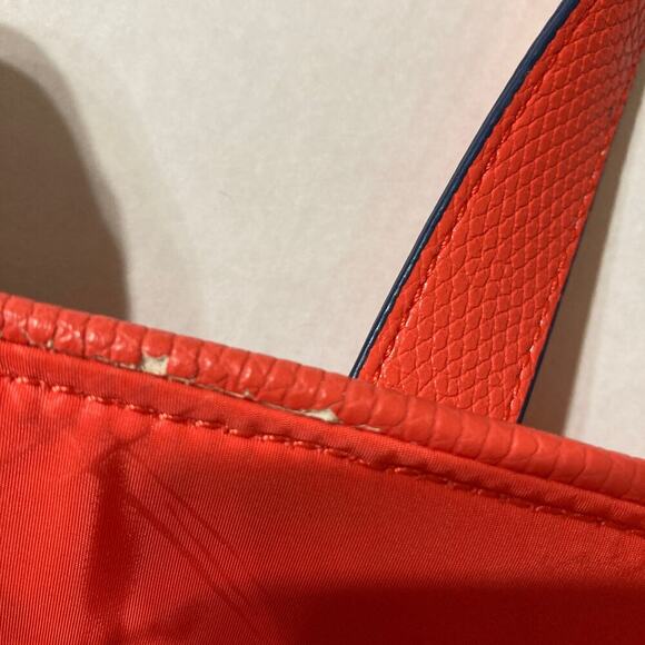 Vera Bradley (Large) Orange crossbody or handbag - Picture 7 of 7